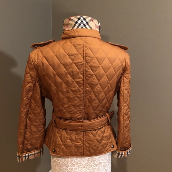 Burberry Diamond Quilted Jacket Authentic - Picture 4 of 10